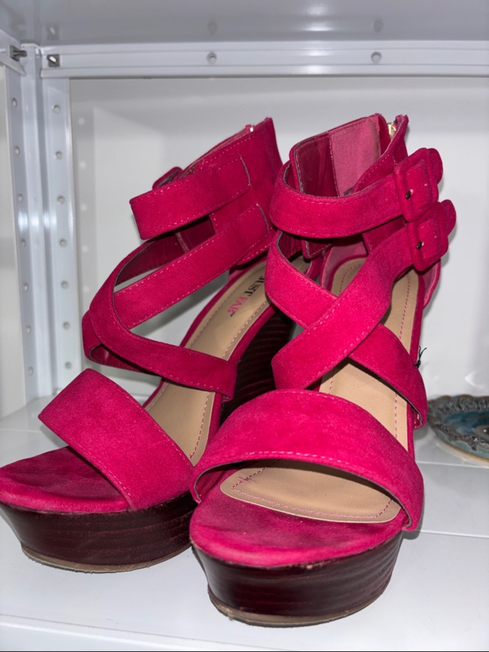 Just Fab Pink wedge heels